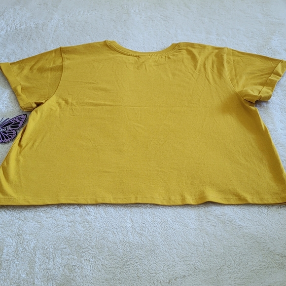 Vibe N' "Happiness Comes In Waves"🌊 Graphic Tee - NWT - Picture 9 of 10